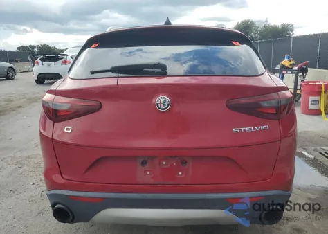 2018 Alfa Romeo Stelvio из США, поврежденный, VIN ZASFAKAN2J7B68025